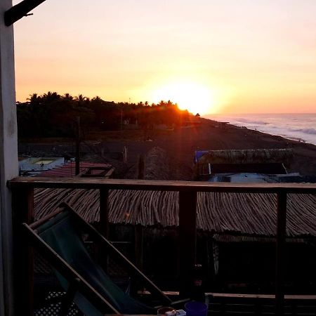 Black Sand Beachhouse 몬테리코 외부 사진